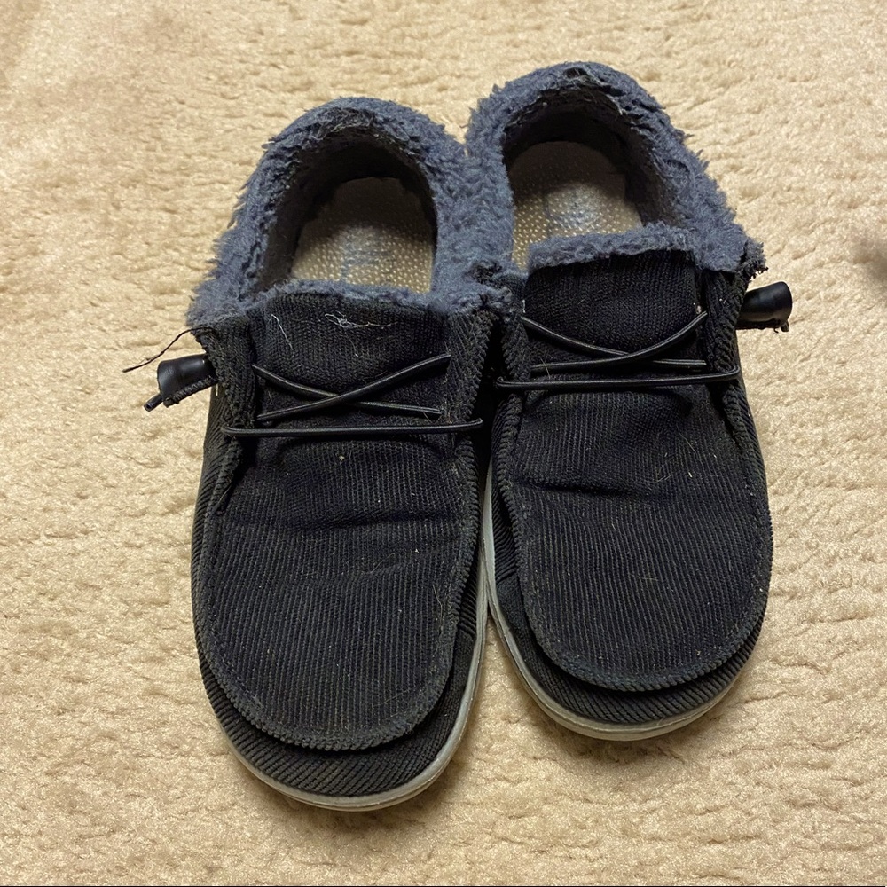 Women’s hey dude size 8